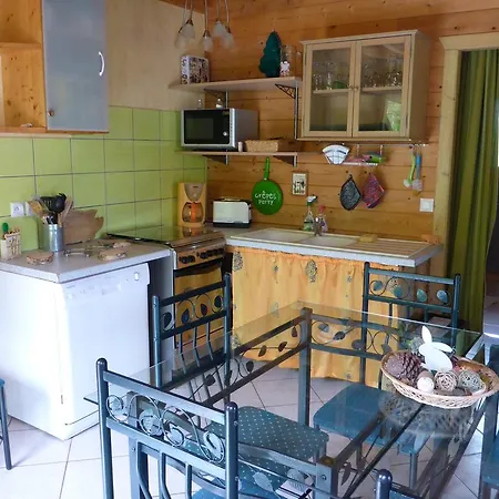 度假居 蓝莓度假屋 *